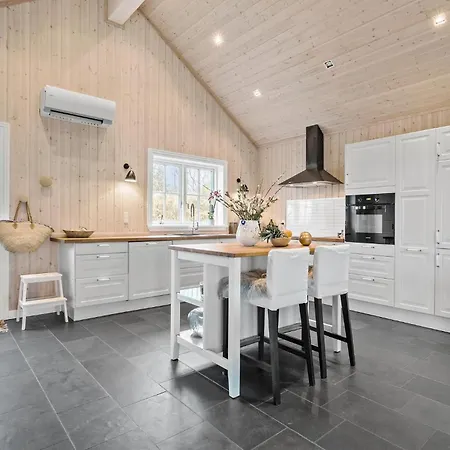 Gorgeous In With Kitchen פארביילה