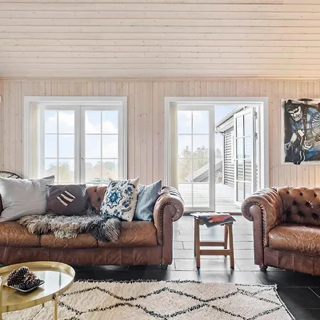 Ferienhaus Gorgeous In With Kitchen *